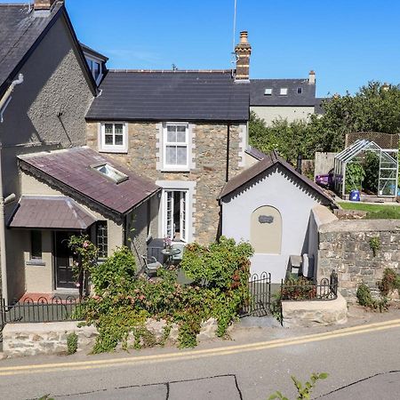 Vila Morawel Fach Newport  Exteriér fotografie
