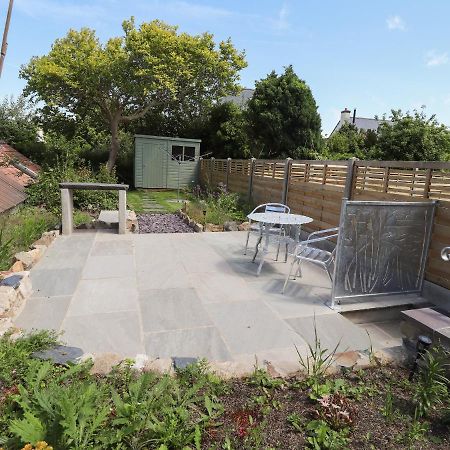 Vila Morawel Fach Newport  Exteriér fotografie
