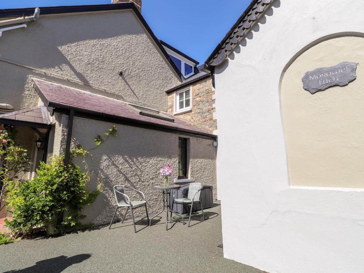 Vila Morawel Fach Newport  Exteriér fotografie