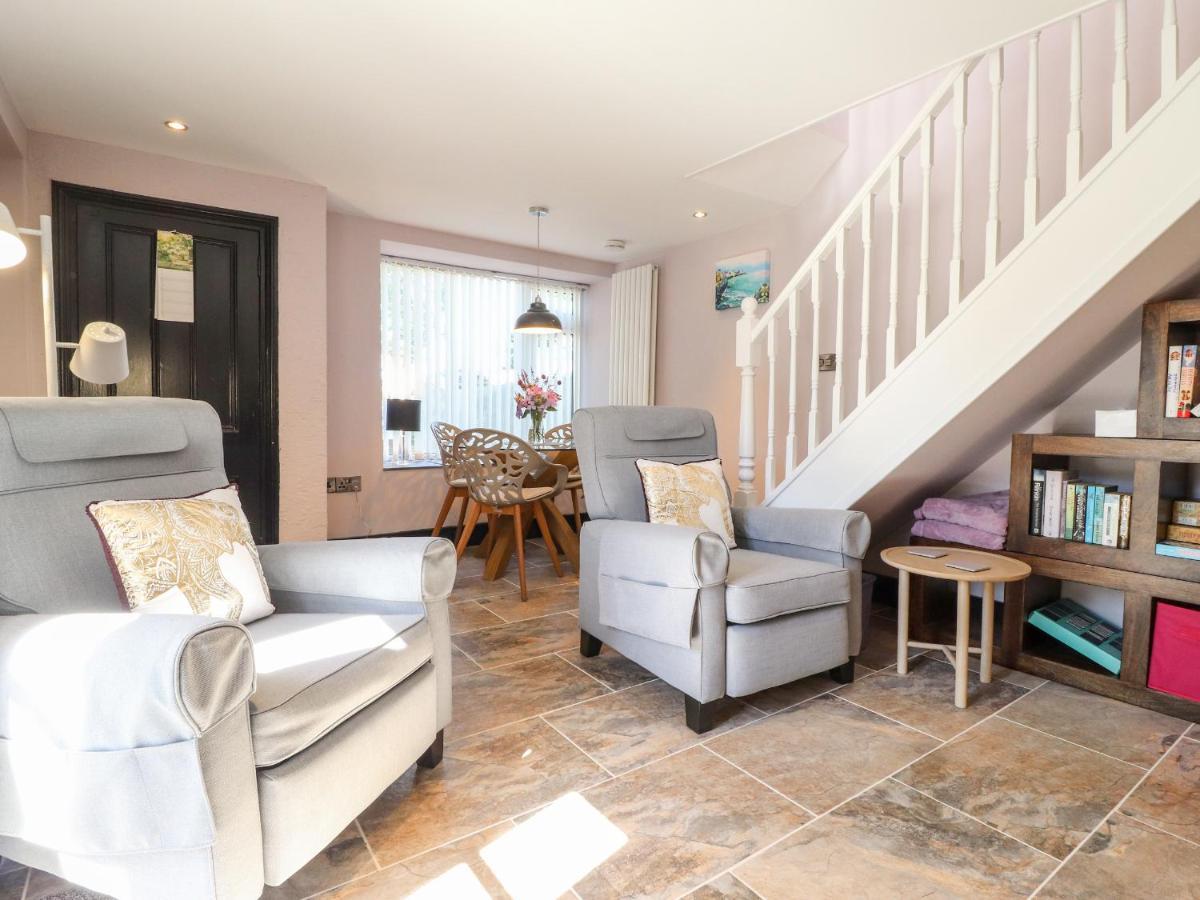 Vila Morawel Fach Newport  Exteriér fotografie