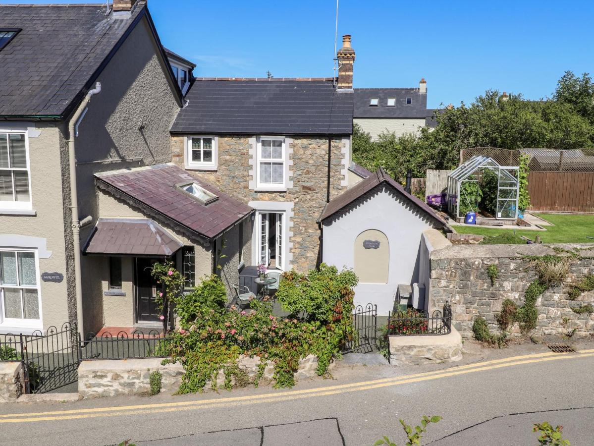 Vila Morawel Fach Newport  Exteriér fotografie