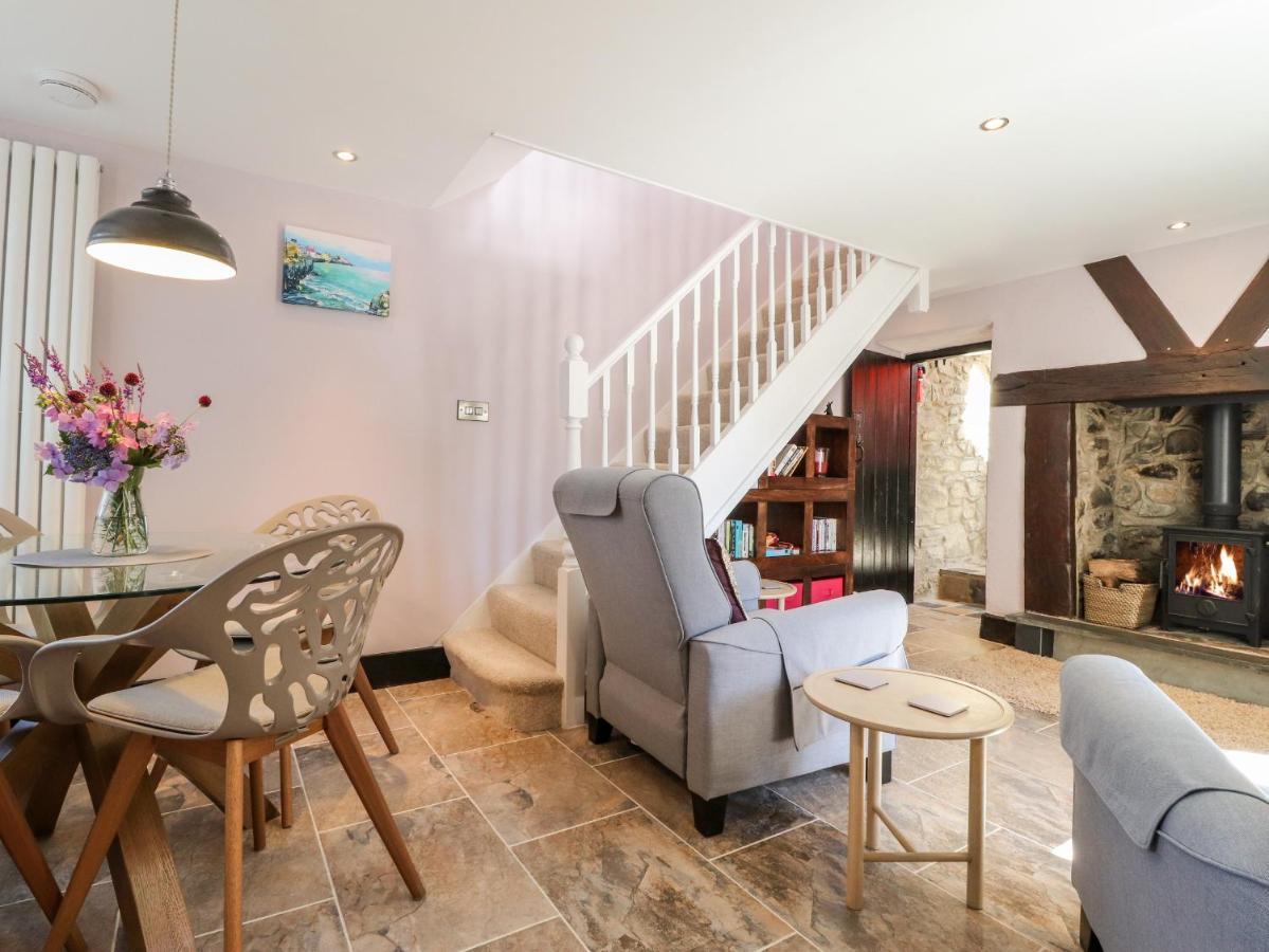 Vila Morawel Fach Newport  Exteriér fotografie
